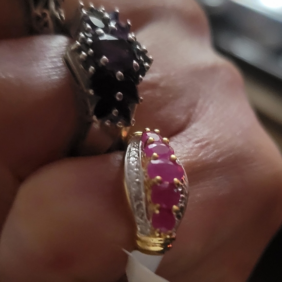 Ruby Ring - Picture 4 of 6